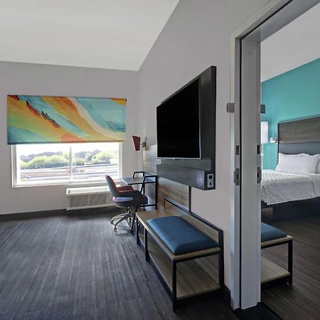 Готель Tru By Hilton Austin Airport, Tx Екстер'єр фото
