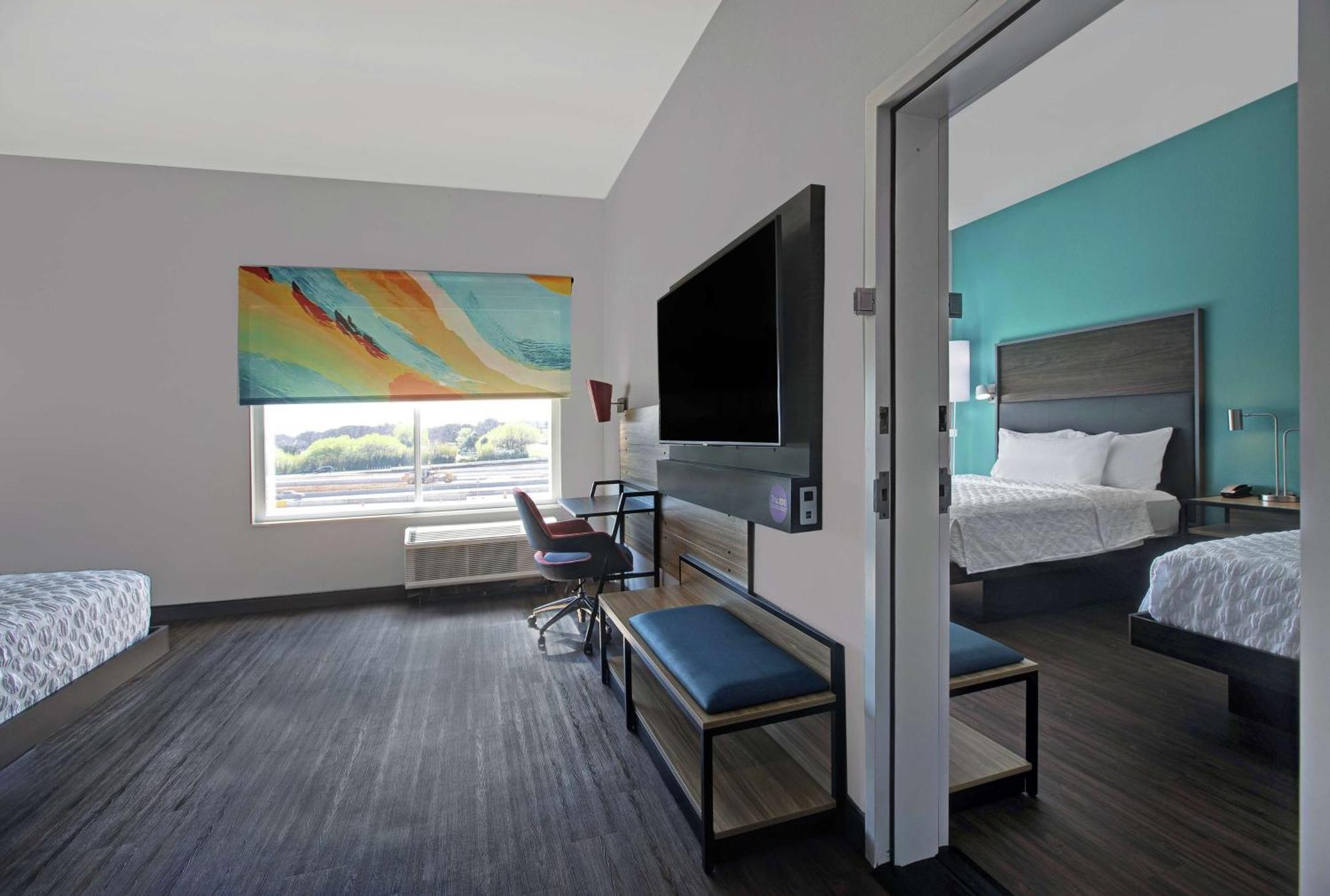 Готель Tru By Hilton Austin Airport, Tx Екстер'єр фото